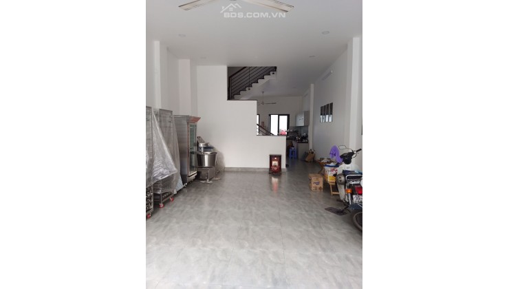 Giảm mạnh chỉ còn 14 tỷ.Nhà MT kinh doanh,110m2 ,4 tầng,Đường 16m,Gần UBND Thủ Đức,Quận 2